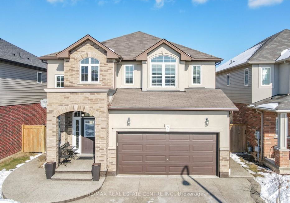 7-biggar-crescent-grimsby-ontario-x12842276