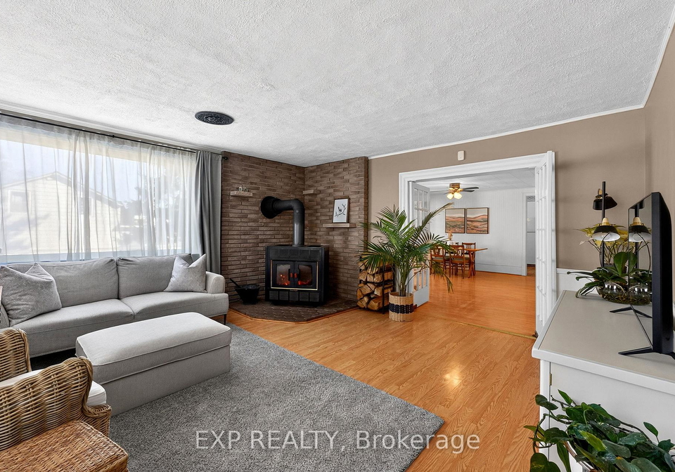 64-consecon-main-street-prince-edward-county-ontario-x12842500