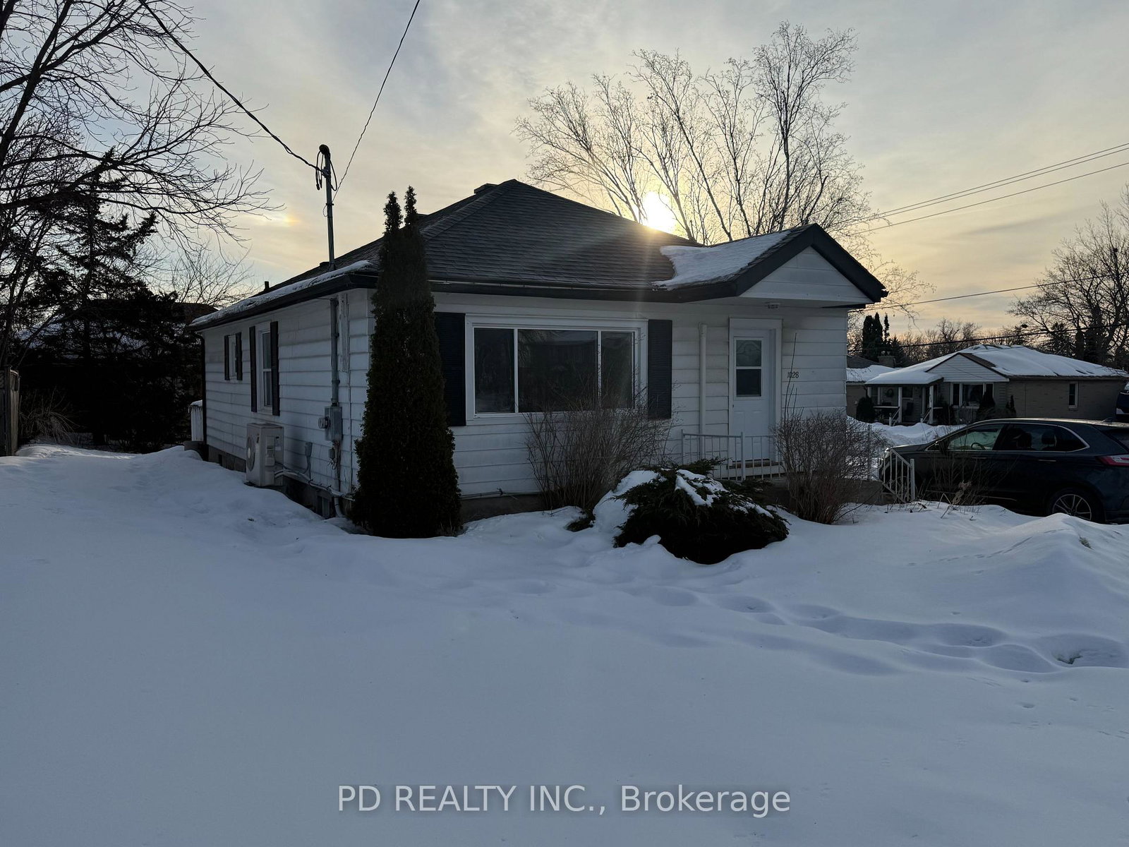1028-western-avenue-peterborough-ontario-x12842520