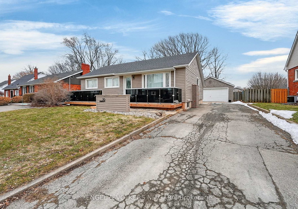 70-stewart-street-grimsby-ontario-x12842530