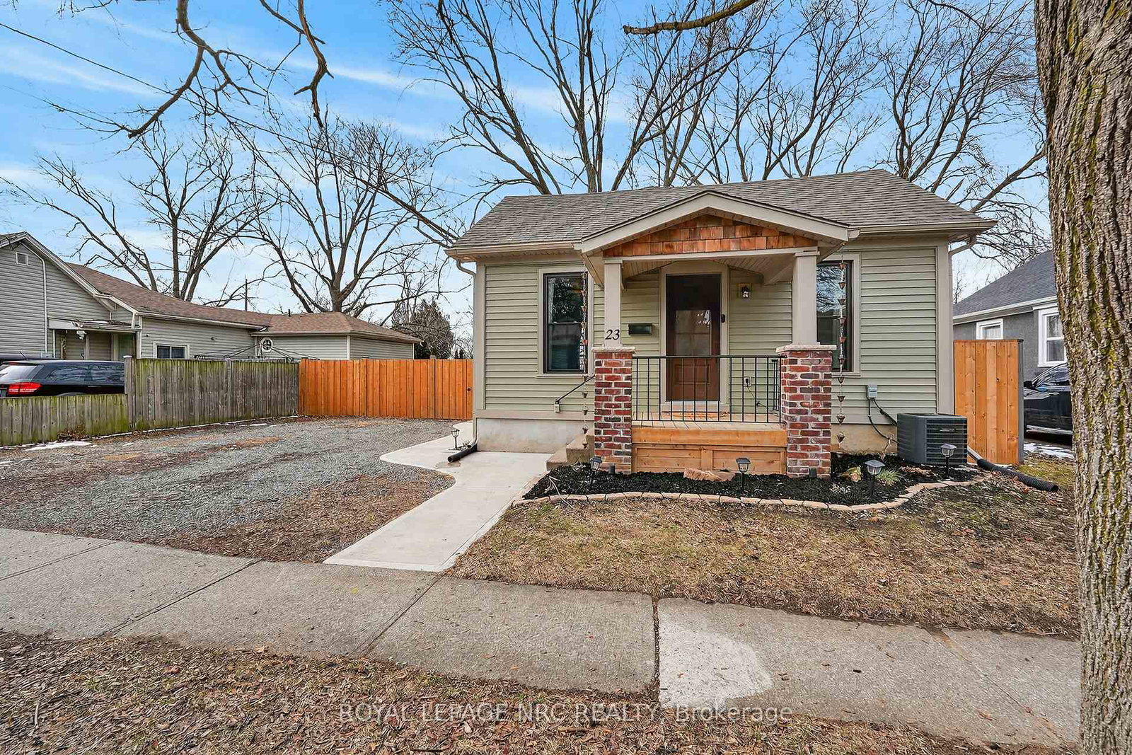 23-rodman-street-e-st-catharines-ontario-x12842724