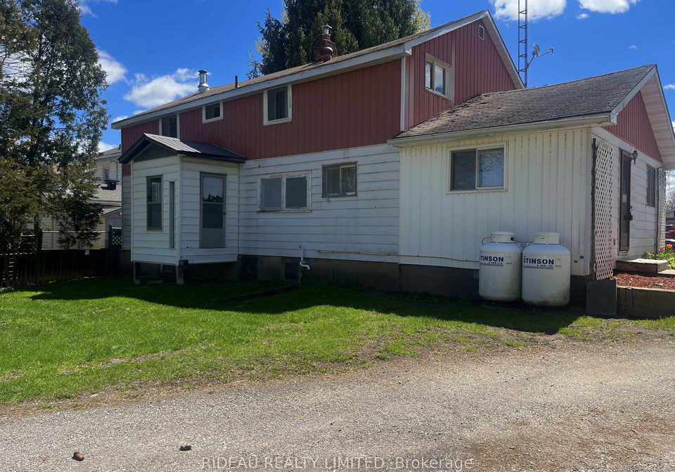 31-colborne-street-rideau-lakes-ontario-x12842744