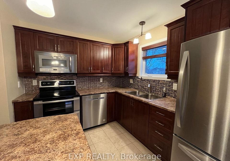 205-eliot-street-clarence-rockland-ontario-x12842822