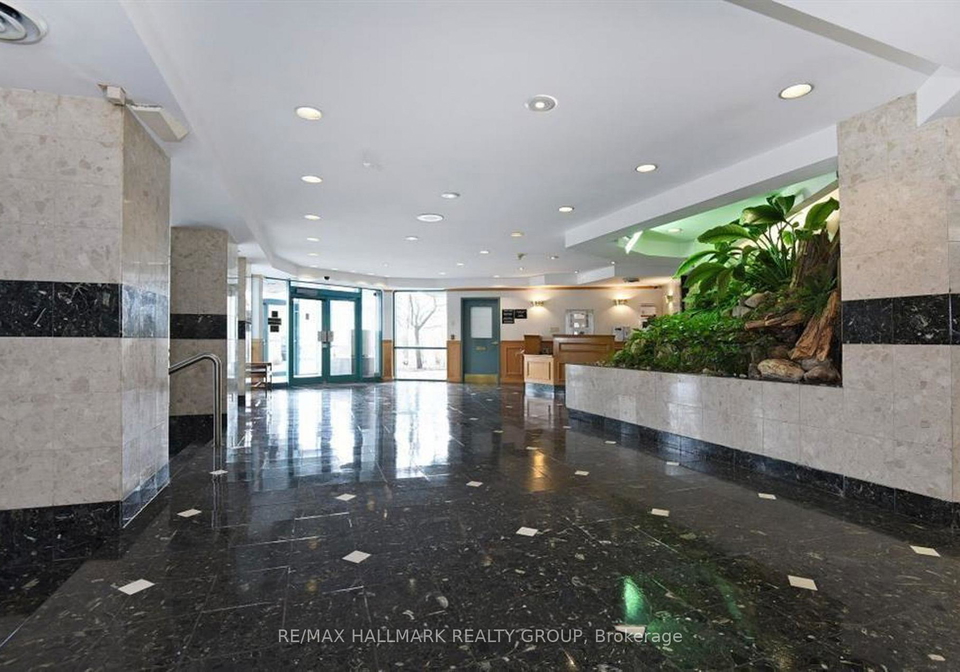 1025-grenon-avenue-ottawa-ontario-x12842834