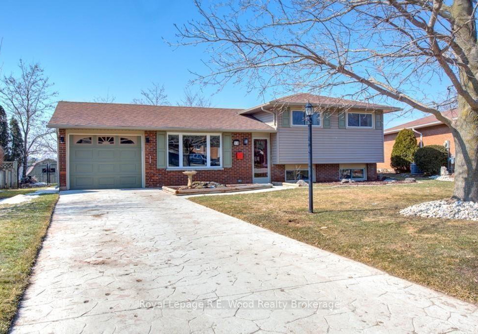 11-glenwood-road-ingersoll-ontario-x12843084