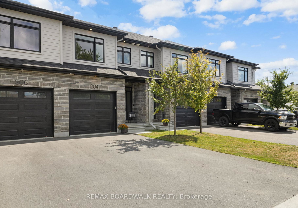 204-adelaide-street-mississippi-mills-ontario-x12843230