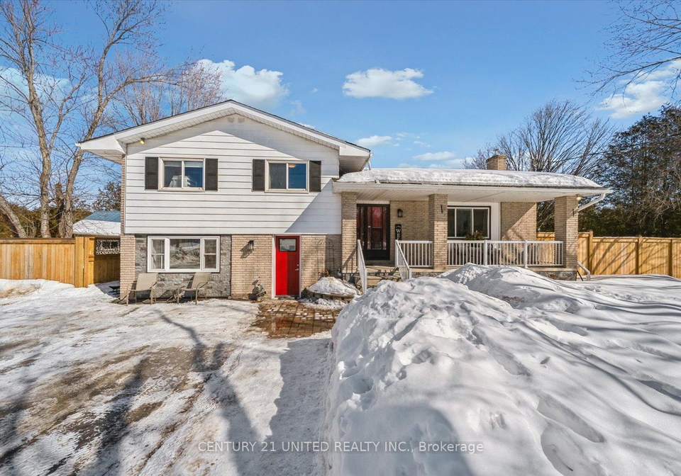 1585-county-road-4-douro-dummer-ontario-x12843254