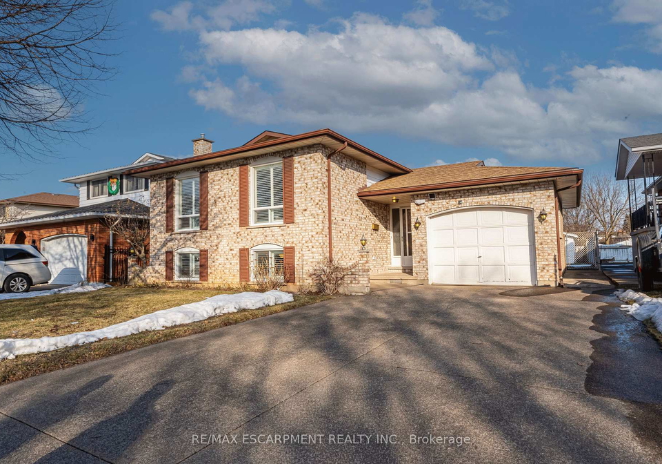 14-eagleson-drive-st-catharines-ontario-x12843298