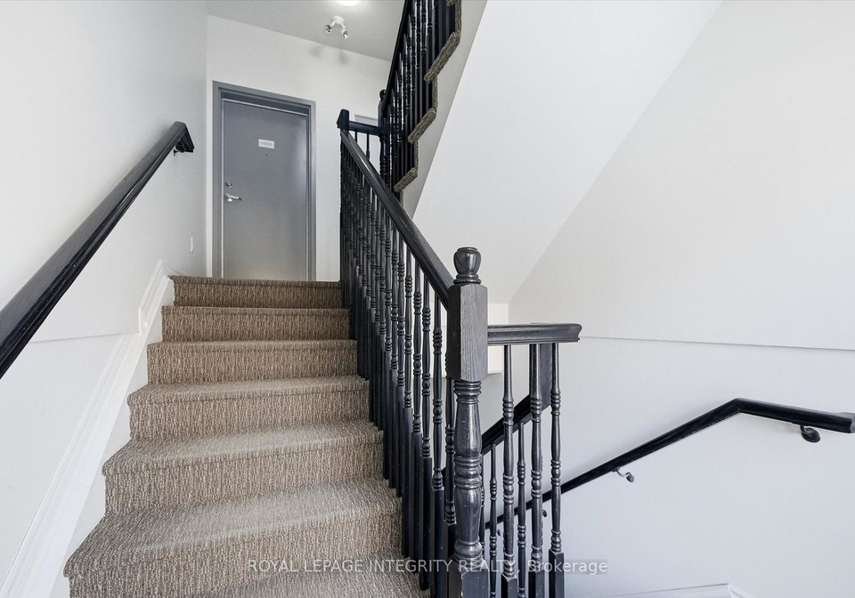 849-blackcomb-private-ottawa-ontario-x12843348