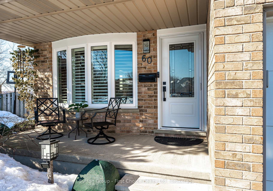 60-bell-court-stratford-ontario-x12843354
