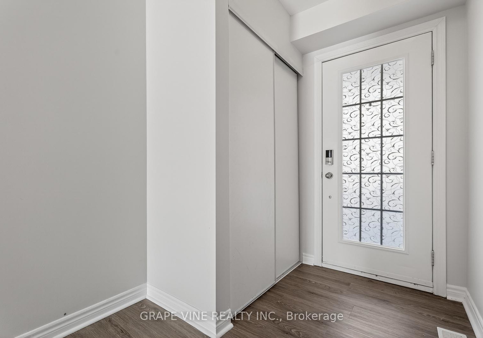 750-sanibel-private-ottawa-ontario-x12843480
