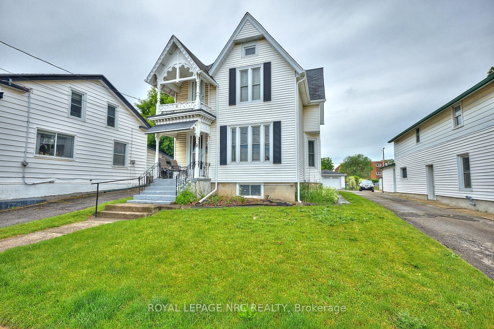9-pine-street-s-thorold-ontario-x12843482