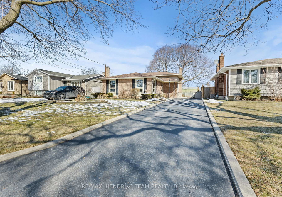 5-sheridan-drive-st-catharines-ontario-x12843534