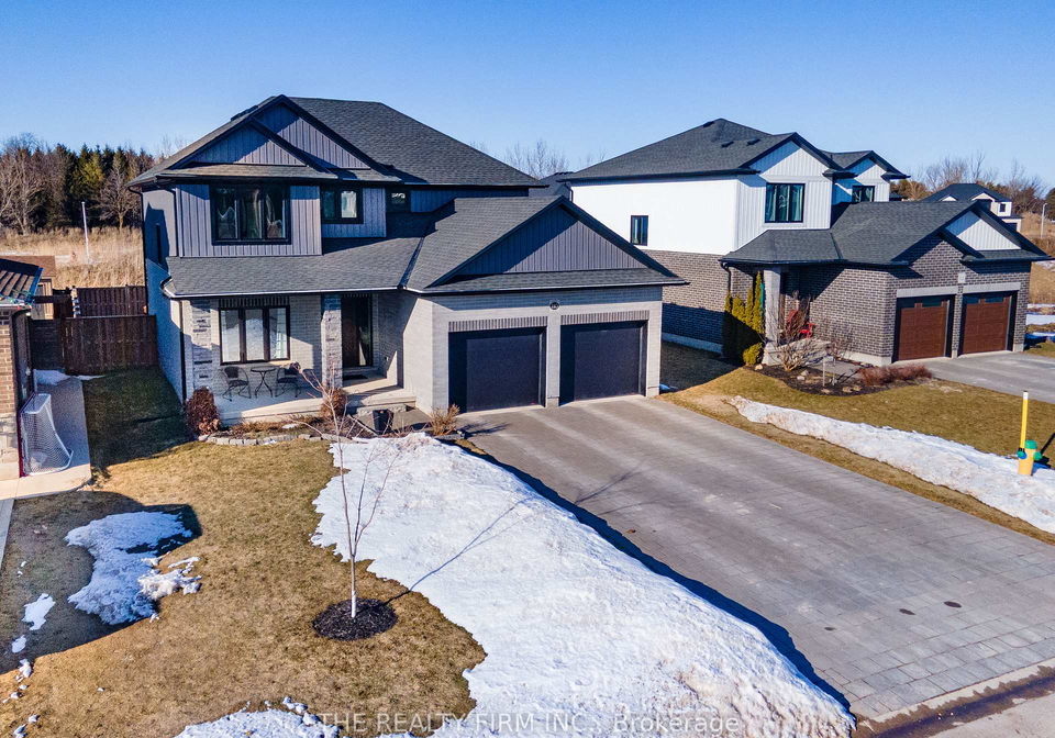 110-stuart-avenue-lucan-biddulph-ontario-x12843782