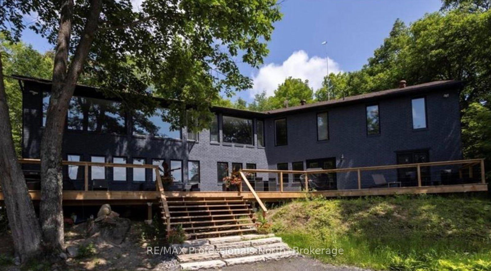 1023-ril-lake-road-lake-of-bays-ontario-x12843842
