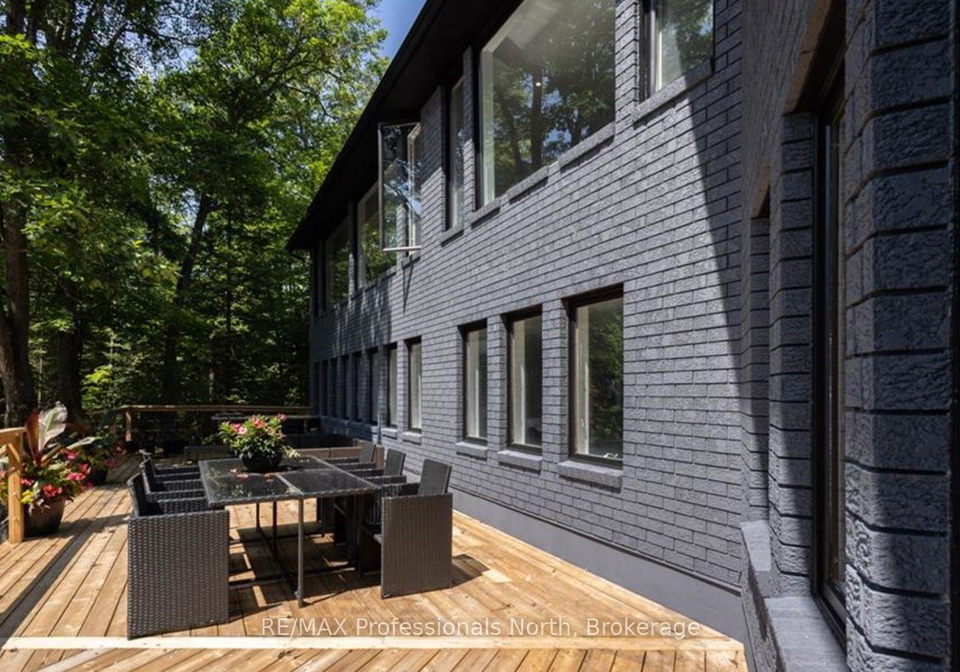 1023-ril-lake-road-lake-of-bays-ontario-x12843842
