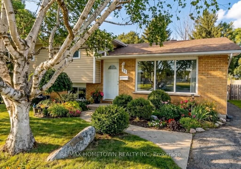 31-vanier-drive-brockville-ontario-x12843980