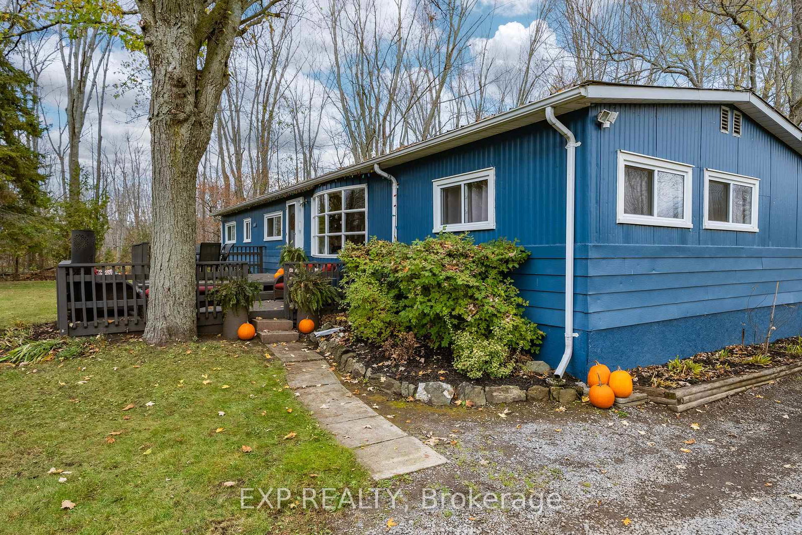 24-taft-road-prince-edward-county-ontario-x12844140