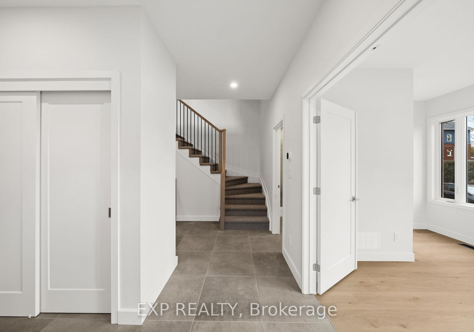 2-iona-street-ottawa-ontario-x12844260