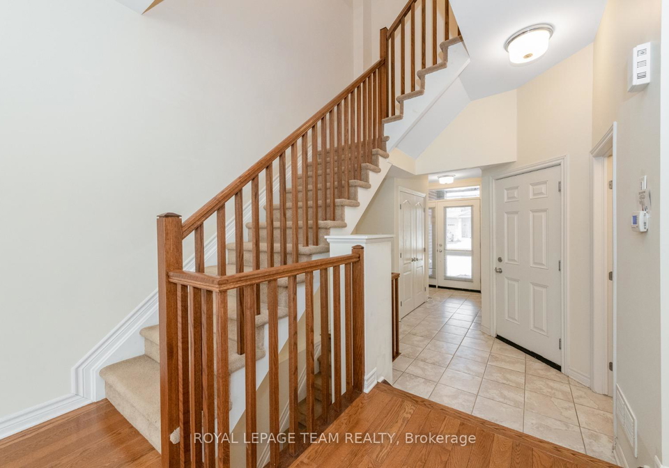 711-sora-way-ottawa-ontario-x12844388