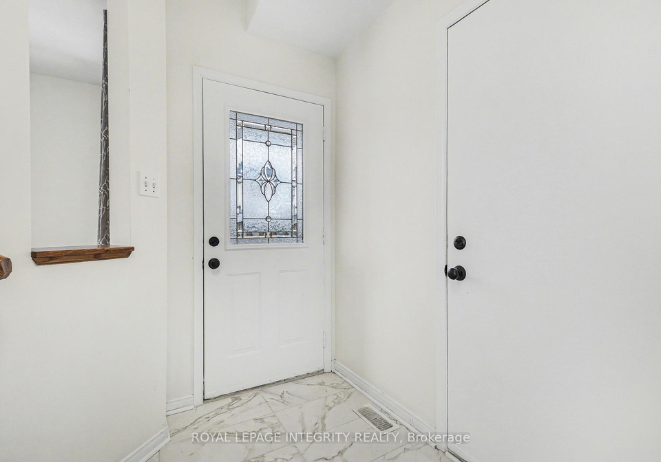 77-daventry-crescent-ottawa-ontario-x12844674