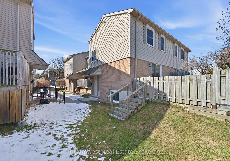 1300-upper-ottawa-street-hamilton-ontario-x12844992