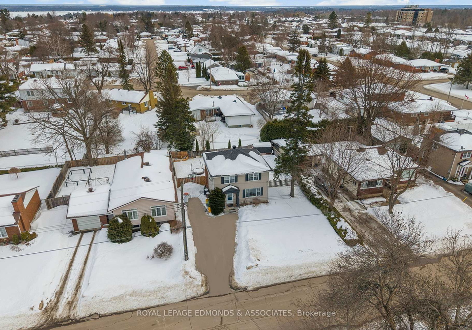 565-elizabeth-street-pembroke-ontario-x12845186