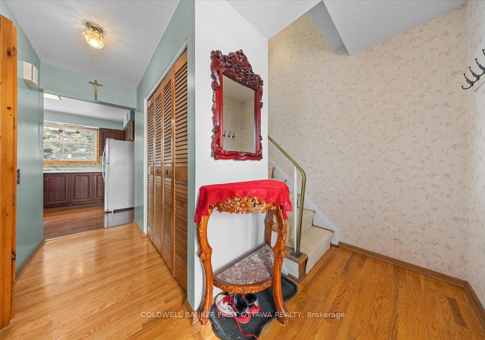 34-hadley-circle-ottawa-ontario-x12845220