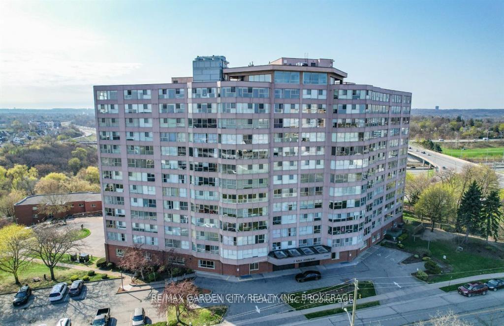 7-gale-crescent-st-catharines-ontario-x12845274