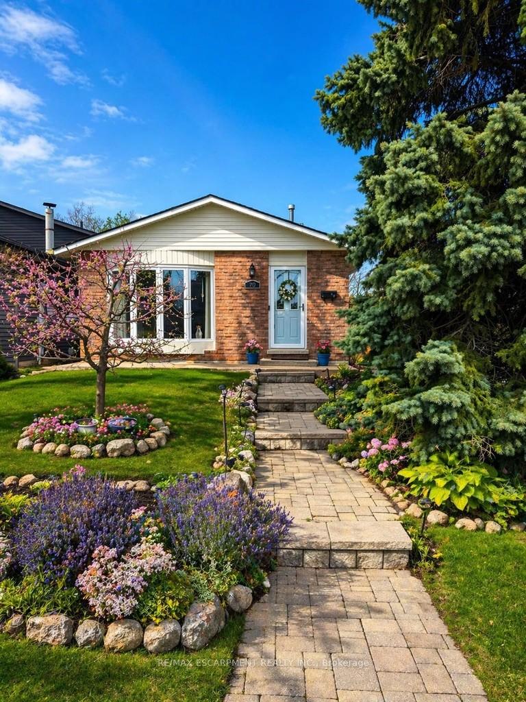 70-athenia-drive-hamilton-ontario-x12845452