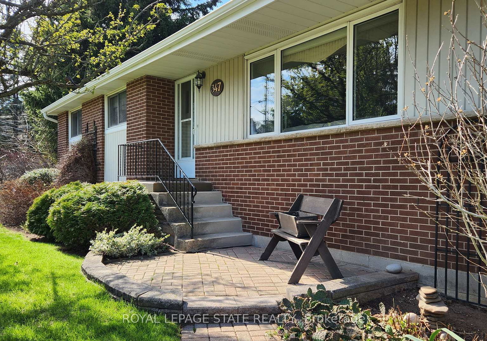 347-clarendon-drive-hamilton-ontario-x12845468