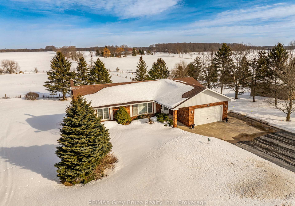 137531-7th-concession-georgian-bluffs-ontario-x12845536