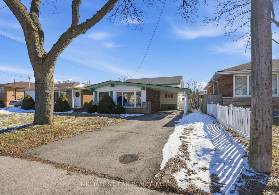 7-rapallo-drive-hamilton-ontario-x12846306