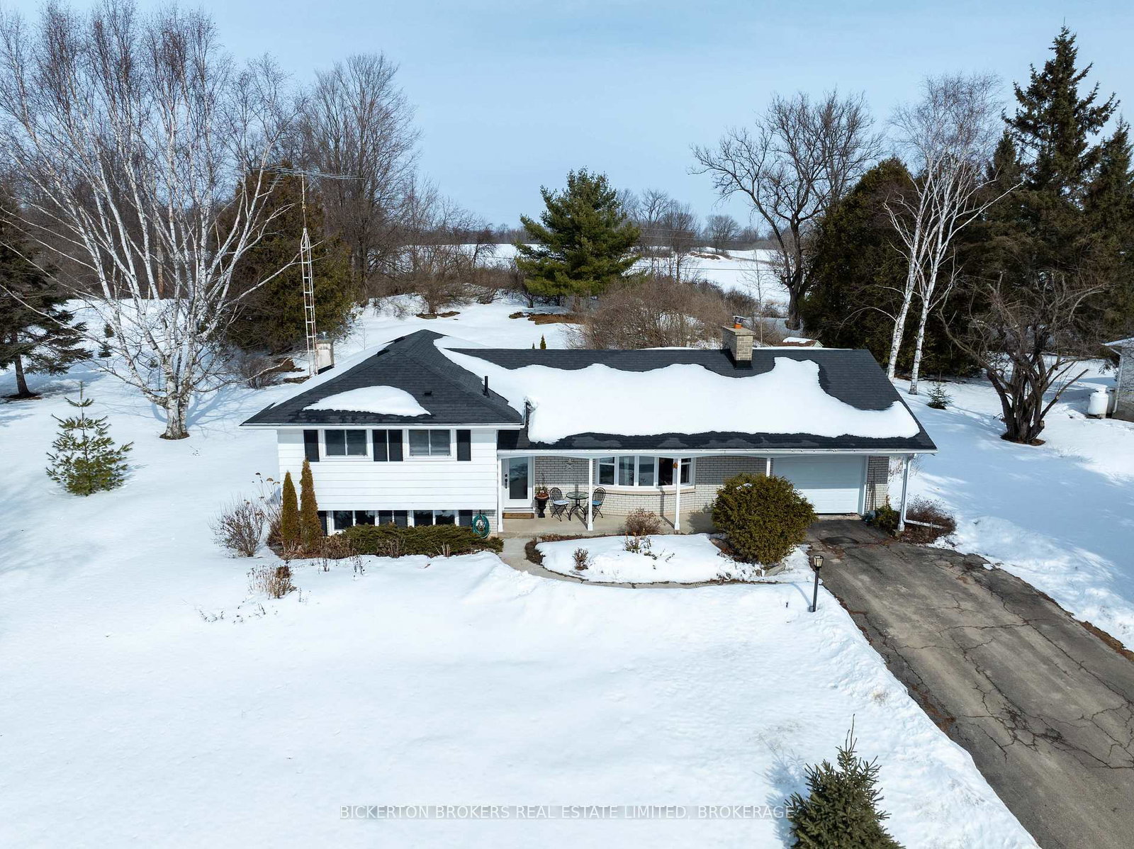 102-rocklind-close-lane-n-leeds-and-the-thousand-islands-ontario-x12846362