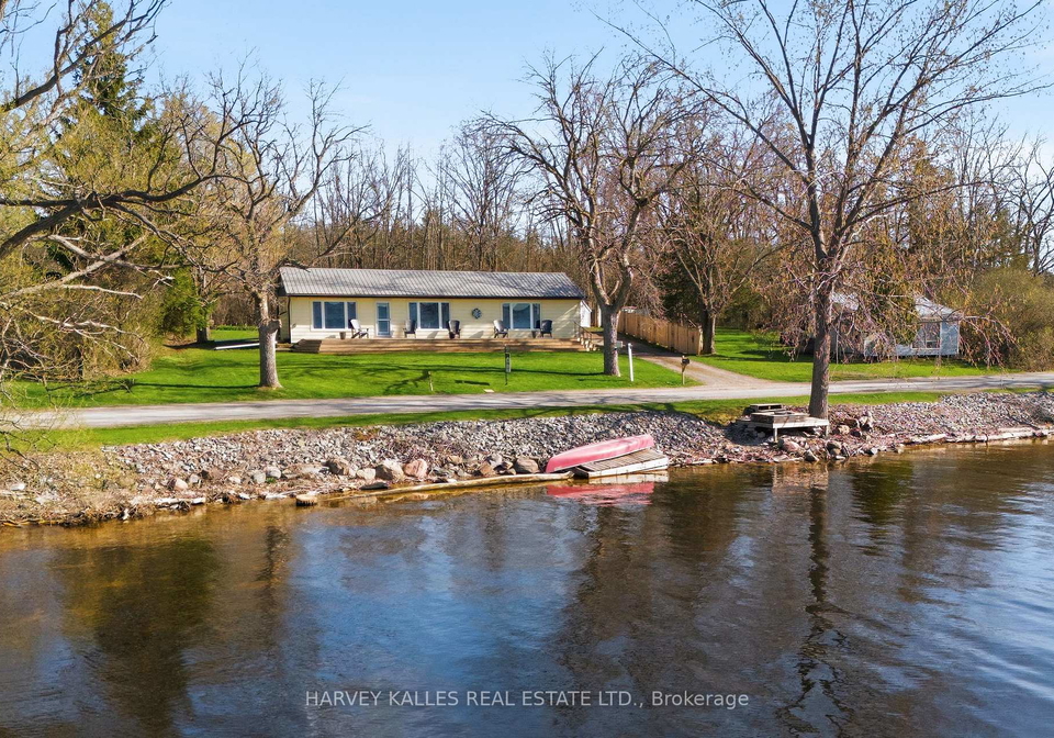 1090-north-big-island-road-prince-edward-county-ontario-x12846366