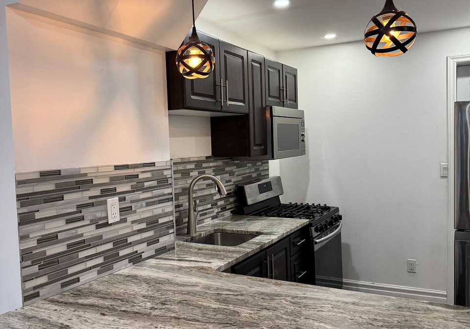 1152-king-street-e-hamilton-ontario-x12846752