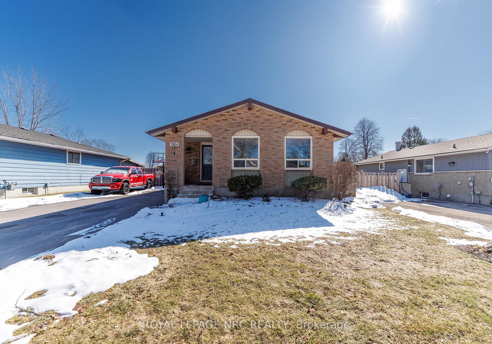 7354-north-dorset-place-niagara-falls-ontario-x12847008