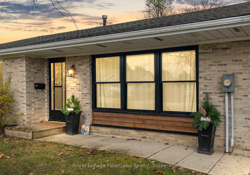 156-john-street-n-minto-ontario-x12847332
