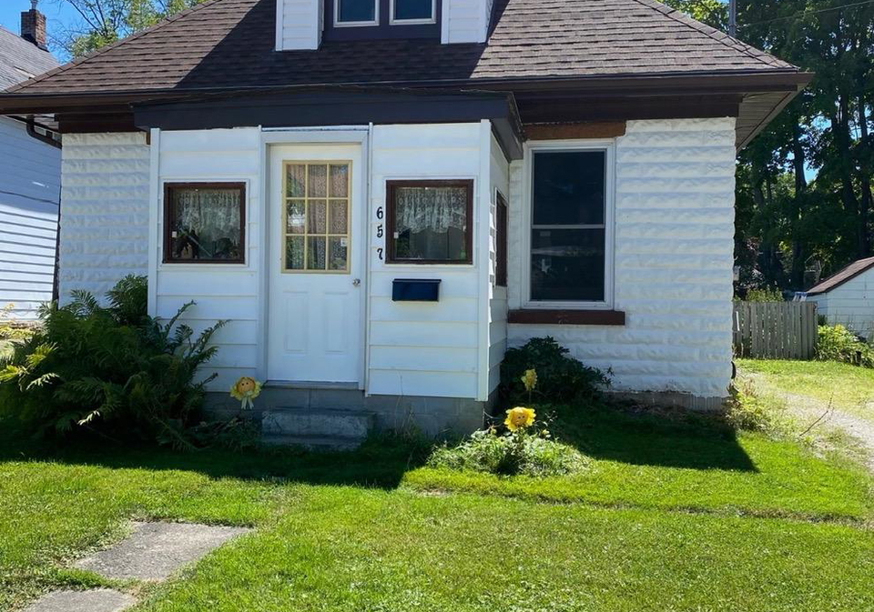 657-7th-a-street-e-owen-sound-ontario-x12847452
