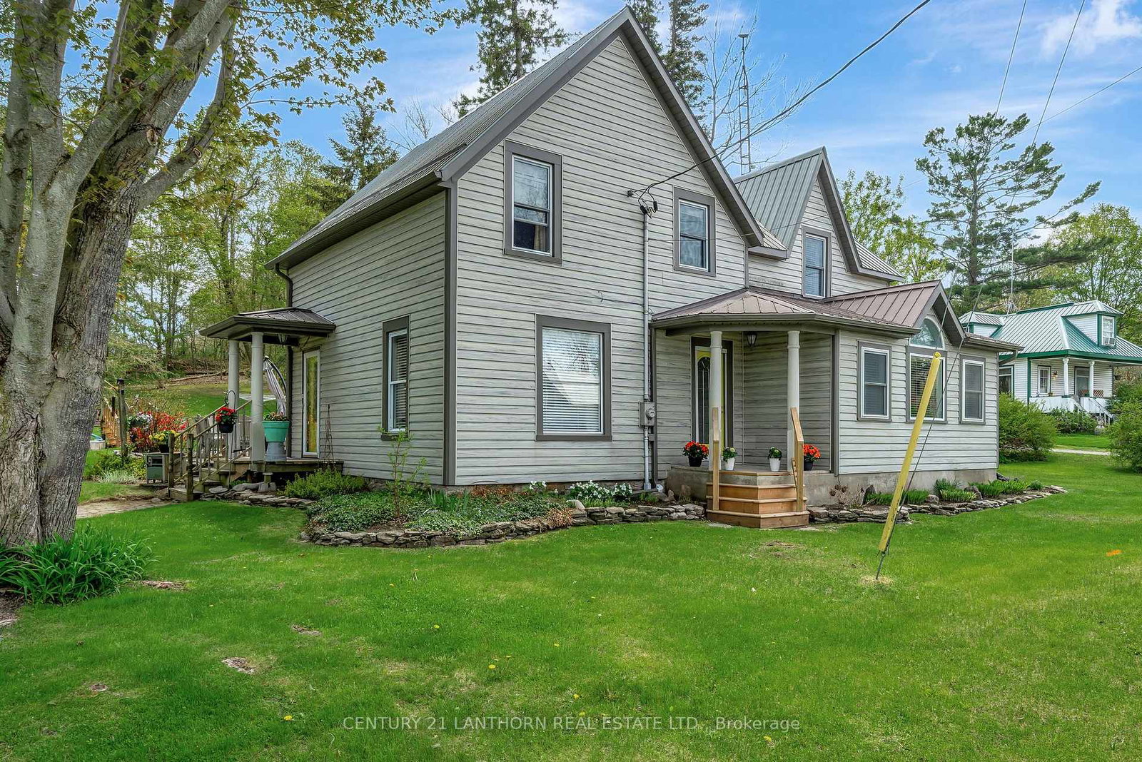 1647-county-10-road-prince-edward-county-ontario-x12847556