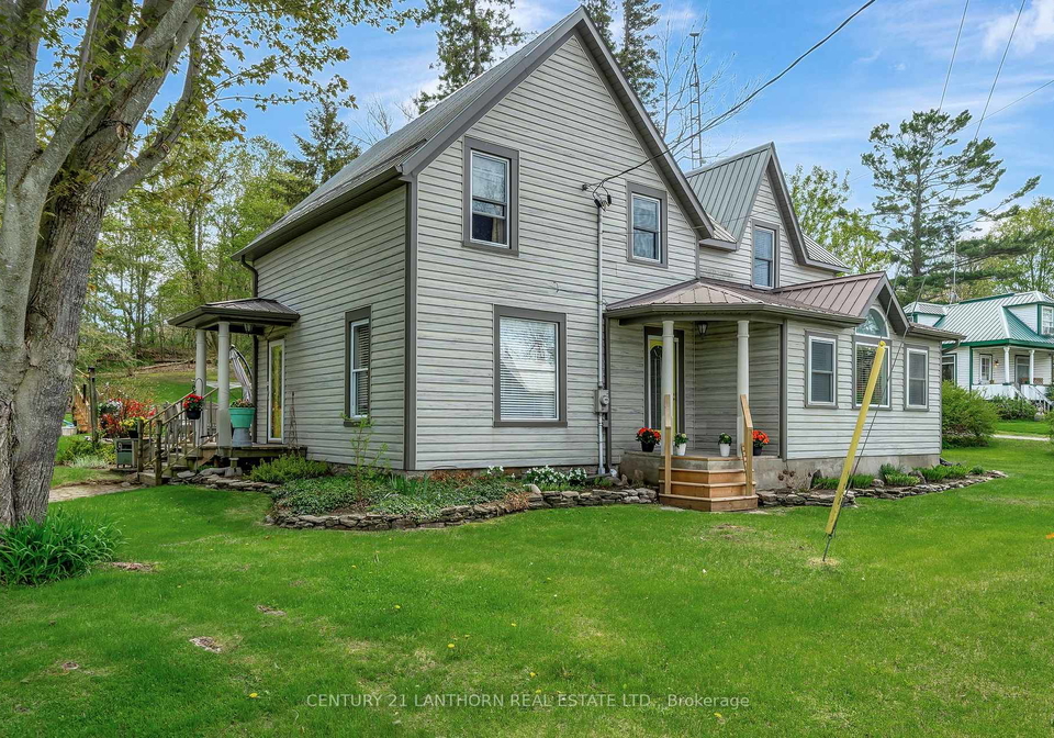 1647-county-10-road-prince-edward-county-ontario-x12847556