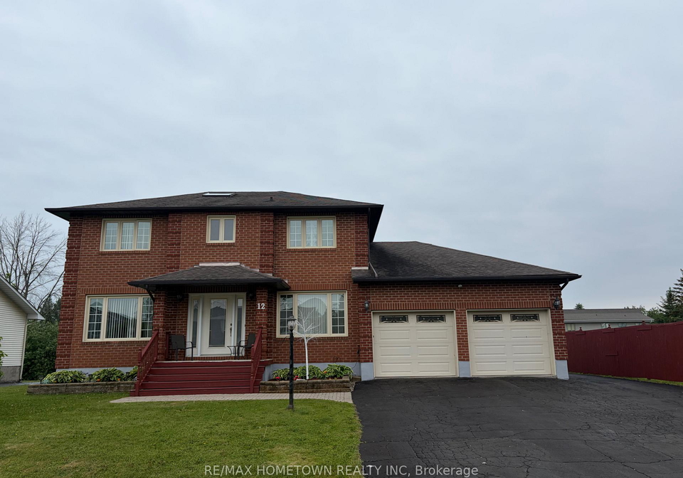 12-fairholme-drive-south-dundas-ontario-x12847760