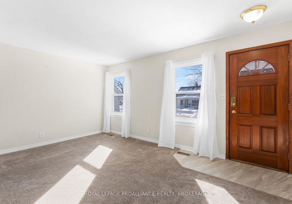 7-dunkirk-avenue-kingston-ontario-x12848224