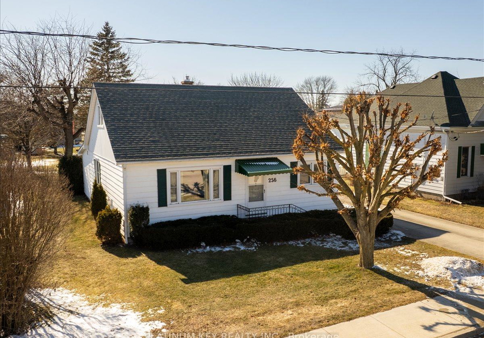 256-king-street-southwest-middlesex-ontario-x12848226