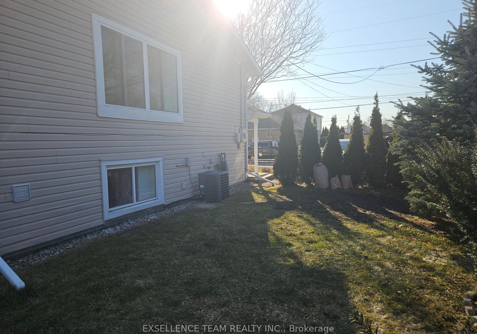 2-bellamy-street-cornwall-ontario-x12848322