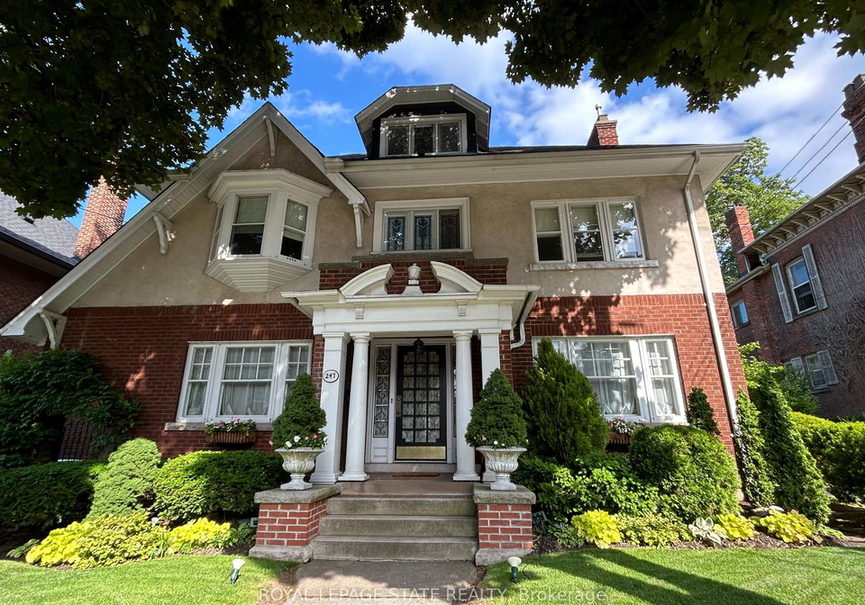 247-macnab-street-s-hamilton-ontario-x12848530
