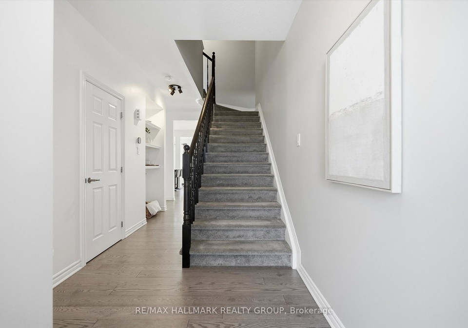 130-umbra-place-ottawa-ontario-x12848550