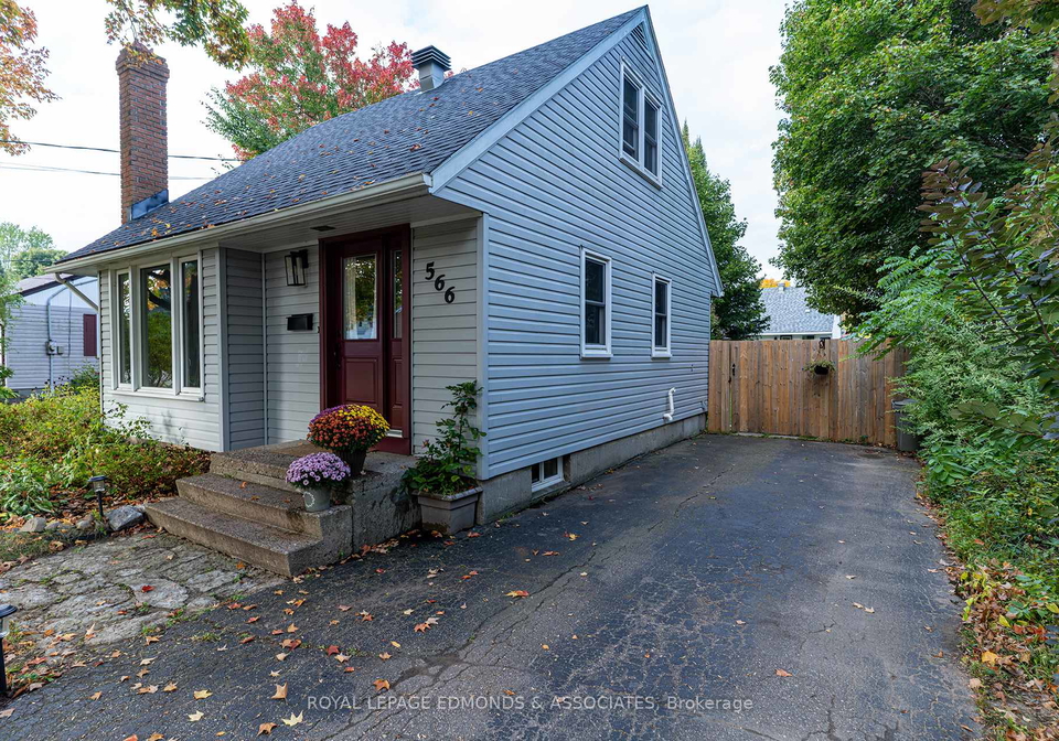 566-elizabeth-street-pembroke-ontario-x12848852