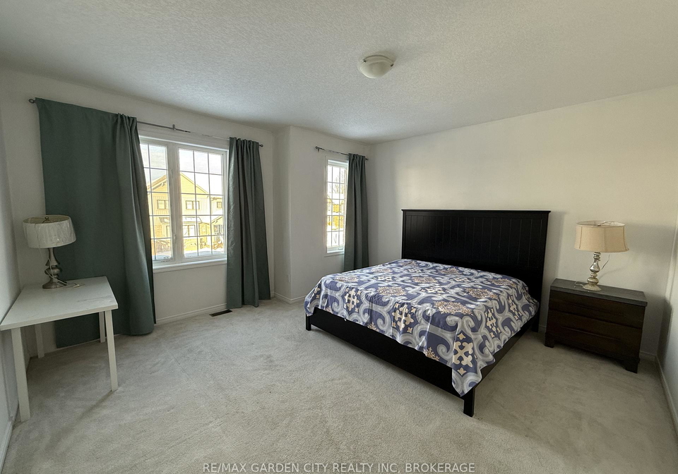 7969-buckeye-crescent-niagara-falls-ontario-x12848878