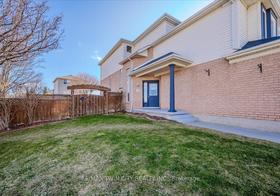 11-acorn-way-w-cambridge-ontario-x12848962